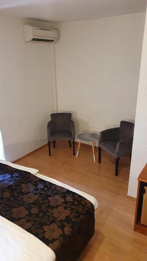 Villa Anka Kampor Buitenkant foto