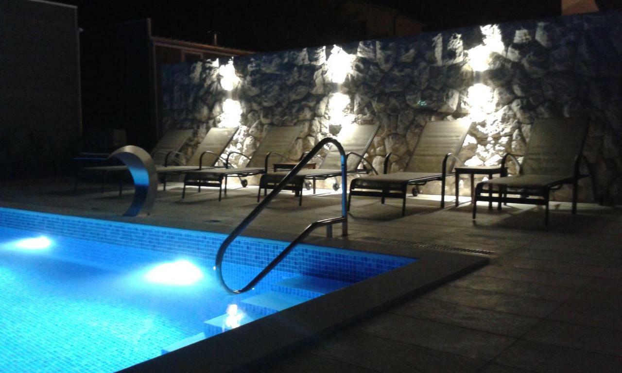 Villa Anka Kampor Buitenkant foto
