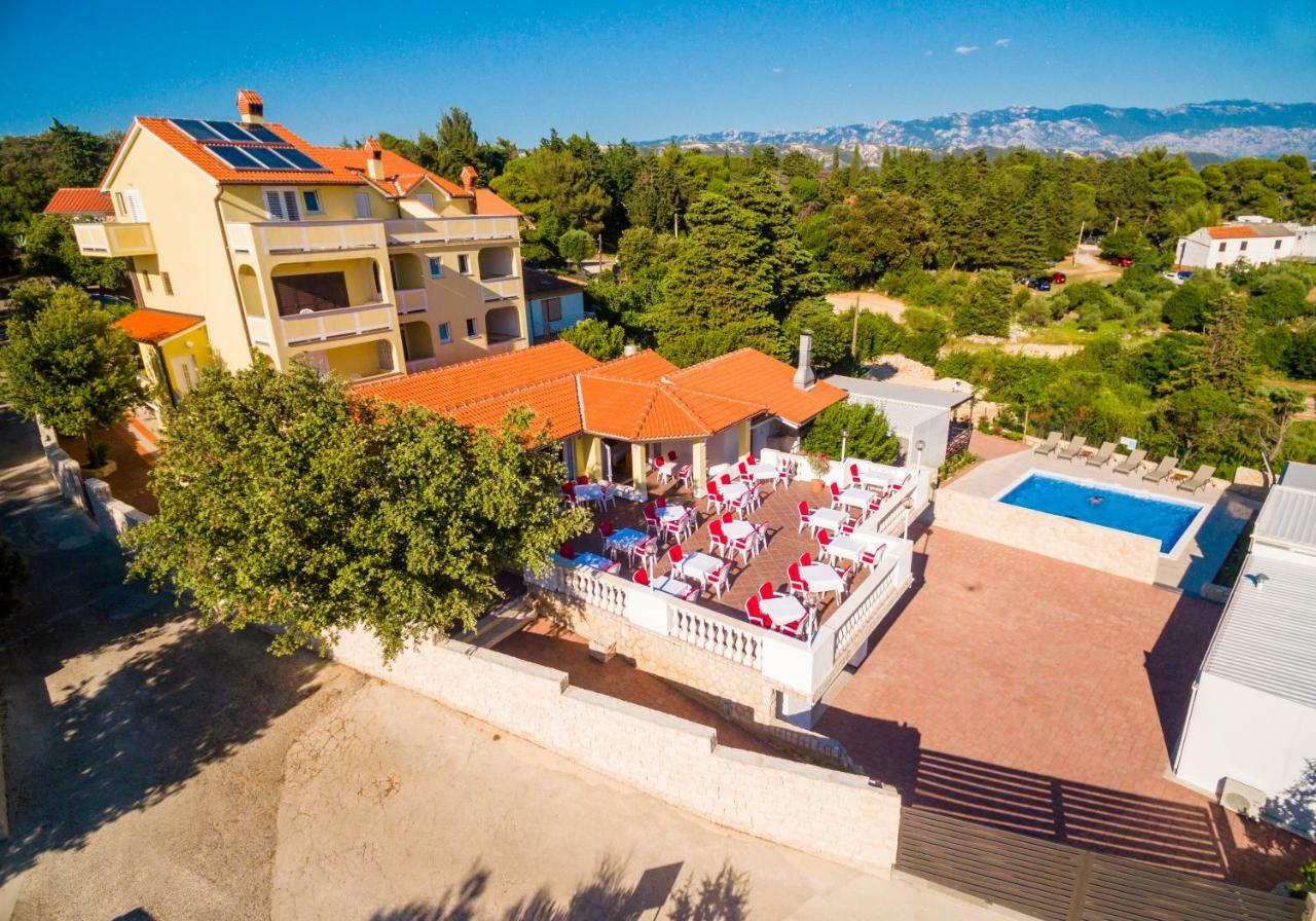 Villa Anka Kampor Buitenkant foto