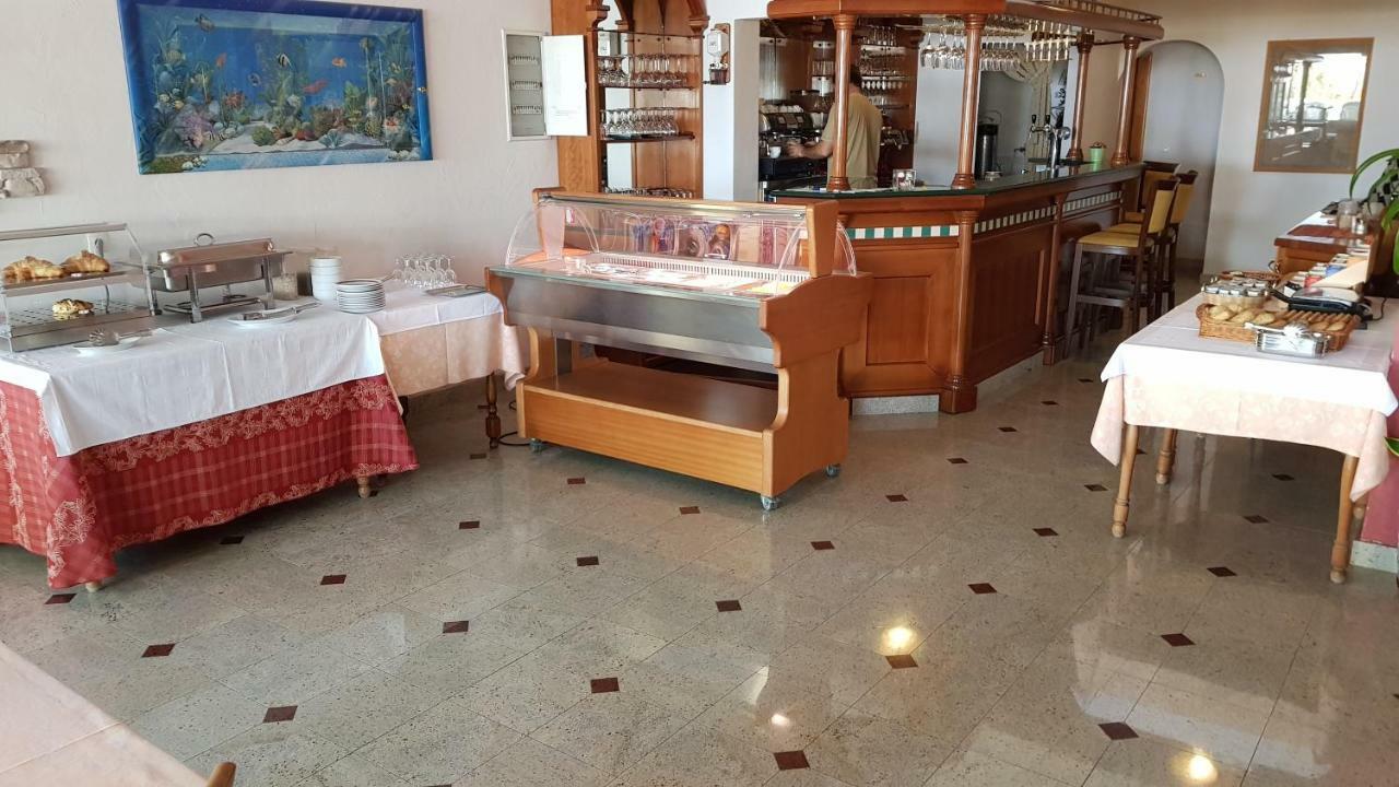 Villa Anka Kampor Buitenkant foto